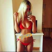 Sarı Saçlı, Neşeli Atakent Escort Bayan Samsun Sahilinde